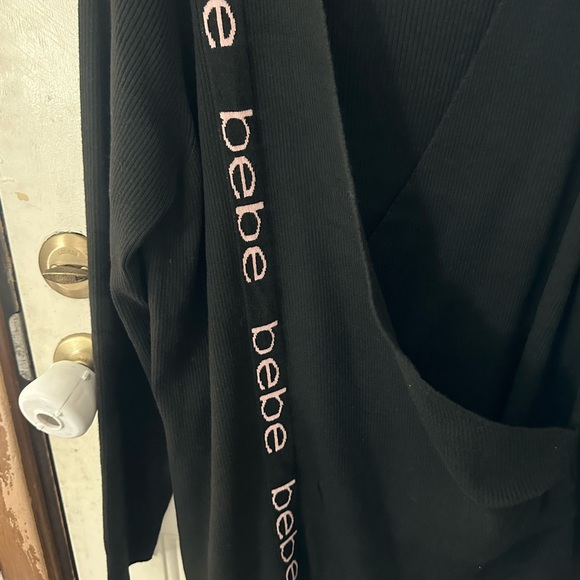 *FINAL* BEBE PLUS SIZE WRAP SWEATER: BLACK/PINK: NWT: SZ 2X - Picture 2 of 6